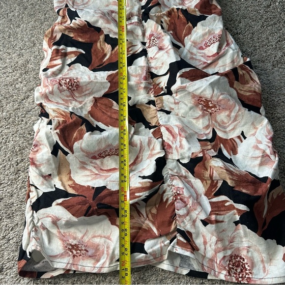 NWT Express Bodycon mini Dress small Black White Floral Linen Blend Scoop Neck - Picture 9 of 10